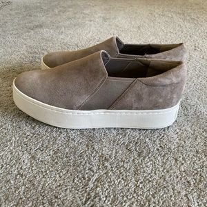 NEW Vince Warren Platform Slip-On Sneaker Suede